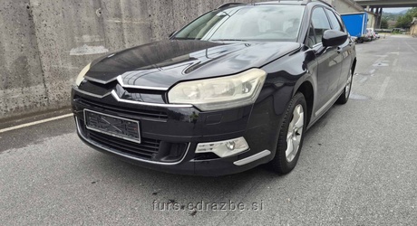 Osebno vozilo: CITROEN, C5 III / TOURER 1.6 / HDI Datum prve reg.: 21.10.2011 (FRA) Neto moč: 82 kW Št. prevoženih km…