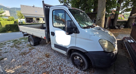 IVECO, DAILY, 35C12, prekucnik. Prva registracija 28. 10. 2009. VIN: ZCFC3584005722466. Neto moč: 85 kW. Prevoženih…