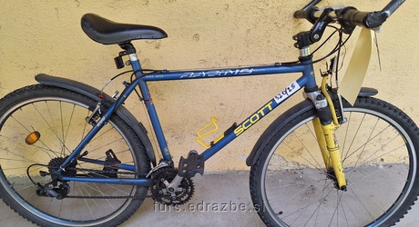 Vrsta premičnine: rabljeno kolo Znamka: Scott Racing Xpert Opis: modre barve, ser. št. M56B53960 Vrsta premičnine…