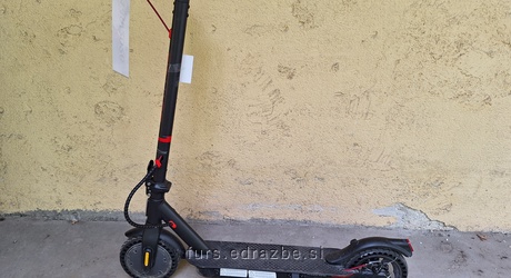 Vrsta premičnine: rabljen električni skiro Znamka: Egoni Beta 6.0 Opis: št. okvirja: 0123E9PBT600154, brez polnilca
