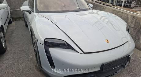 Vrsta prevoznega sredstva: rabljen osebni avtomobil Znamka: Porsche Taycan Turbo (elektro pogon) Datum prve…