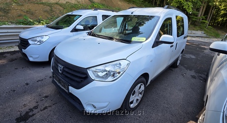 Tovorno vozilo furgon, Dacia Dokker 1,5/DCI, prva registracija 21.07.2016, na več mestih vidne manjše odrgnine in…