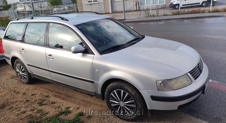 Vrsta prevoznega sredstva: rabljen osebni avtomobil Znamka: Volkswagen Passat 1.9 Tdi Datum prve registracije v SLO…