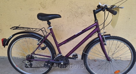 Vrsta premičnine: rabljeno žensko kolo Znamka: Rog Opis: vijolične barve, ser. št. 940352 Vrsta premičnine: rabljeno…