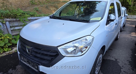 Tovorno vozilo furgon, Dacia Dokker 1,5/DCI, prva registracija 9.12.2016, stanje kilometrov po števcu 201212, tehnični…