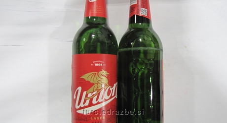 Prodajamo različno brezalkoholno in alkoholno pijačo; vina, piva, sokove in žganje. »Živila, ki vsebujejo alkohol niso…