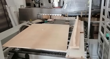Na prvi spletni javni dražbi se prodaja rabljen CNC Stroj Morbidelli, Model A 503, Ser št. AL 4274, Leto izdelave 1998