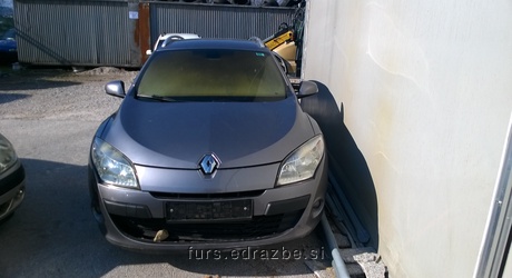 Osebni avtomobil RENAULT MEGANE GRANDTOUR 1.9/DCI, letnik 2010, VIN: VF1KZ1S0643714308. V vozilu je prišlo do manjšega…