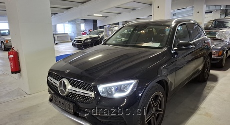 Vrsta prevoznega sredstva: rabljen osebni avtomobil Znamka: Mercedes-Benz GLC 220 d 4-Matic Aut. Datum prve…